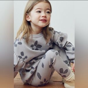Zara Gray Floral Kids Ruffle Sweatshirt & Leggings Set